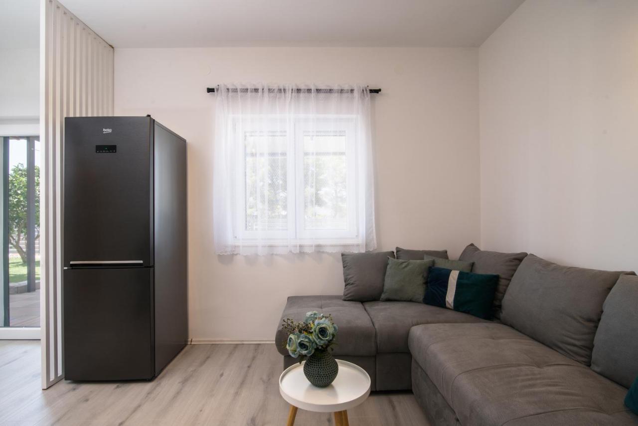 Luxury Apartment Hajdi トロギール エクステリア 写真