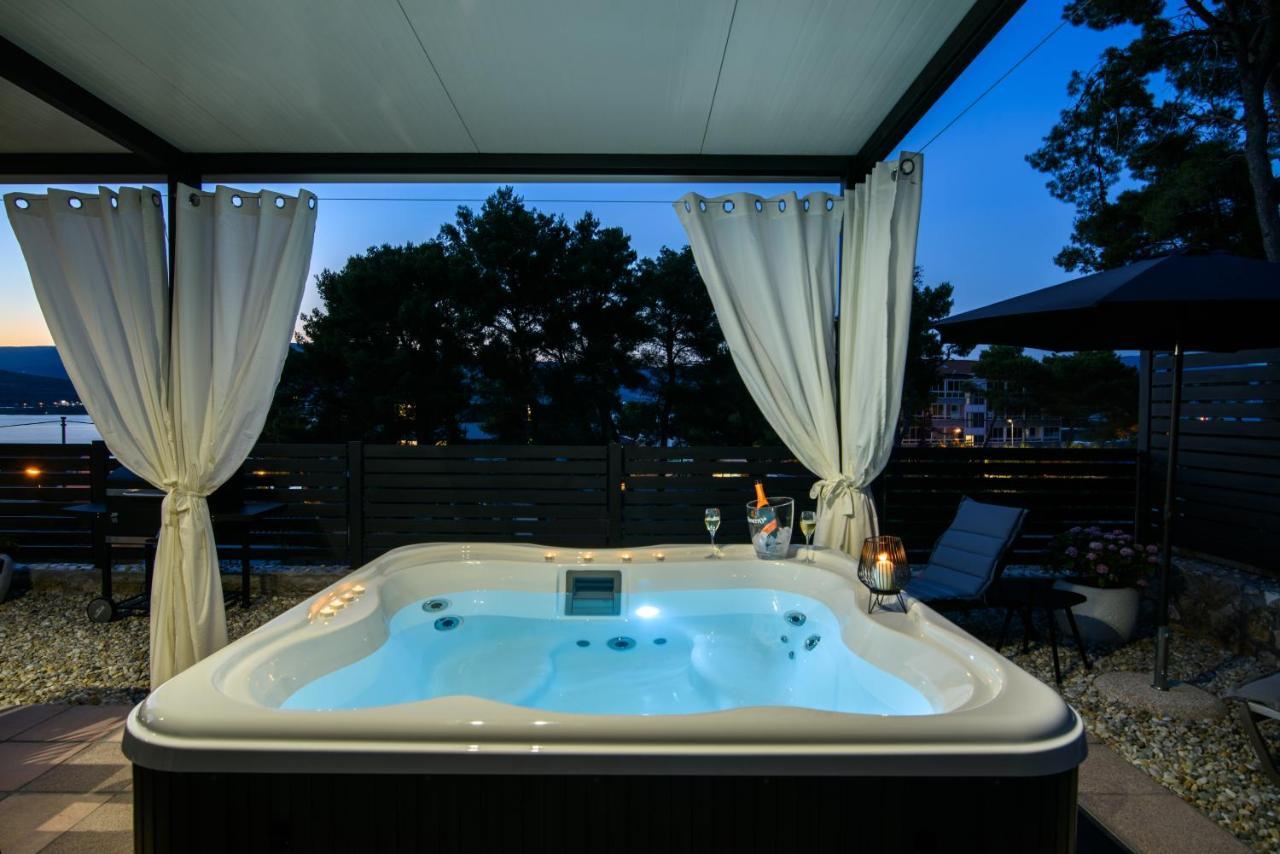 Luxury Apartment Hajdi トロギール エクステリア 写真