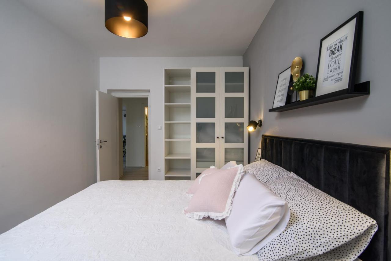 Luxury Apartment Hajdi トロギール エクステリア 写真