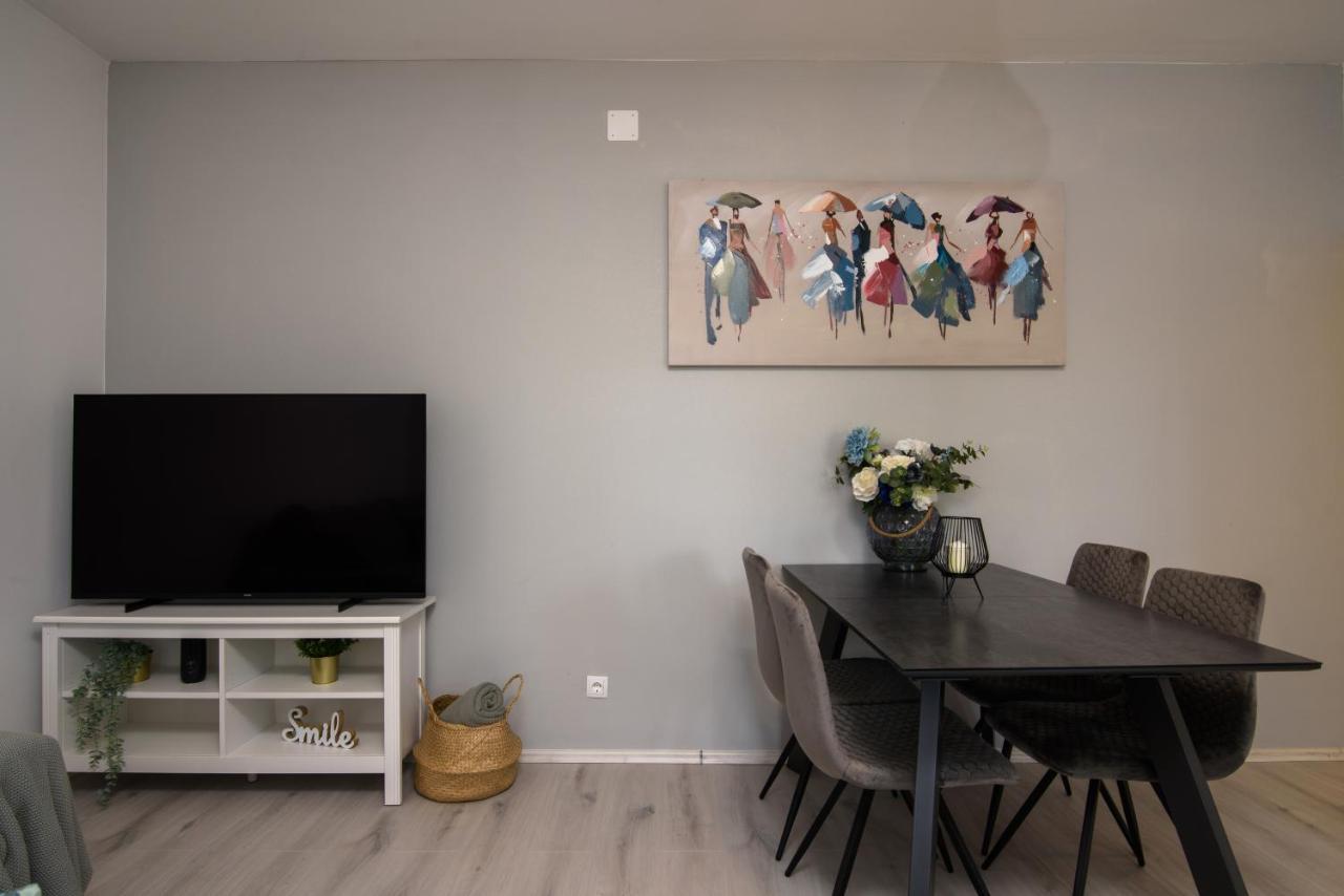 Luxury Apartment Hajdi トロギール エクステリア 写真